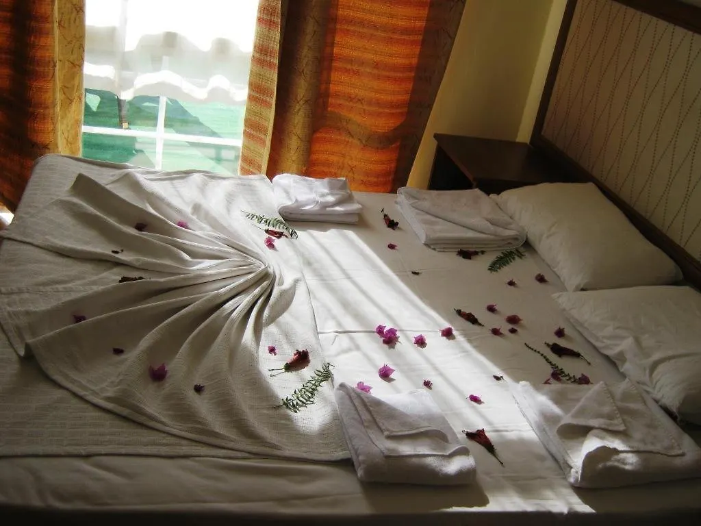 Tenda Hotel Αλικαρνασσός