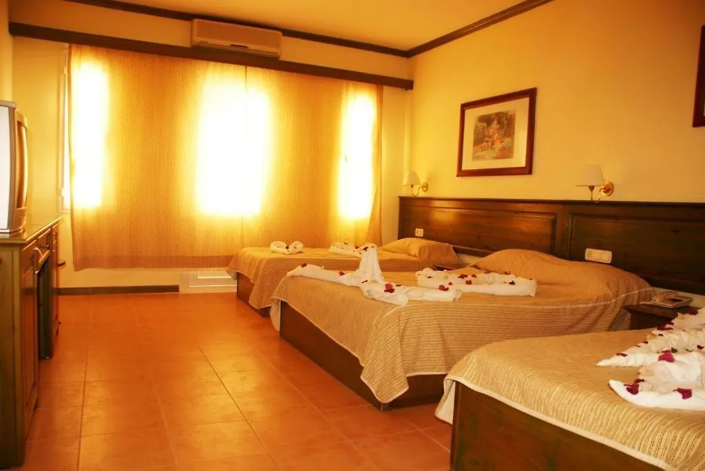Tenda Hotel Αλικαρνασσός 3*,  Τουρκία